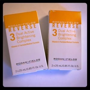 R + F Dual Active Brightening Complex